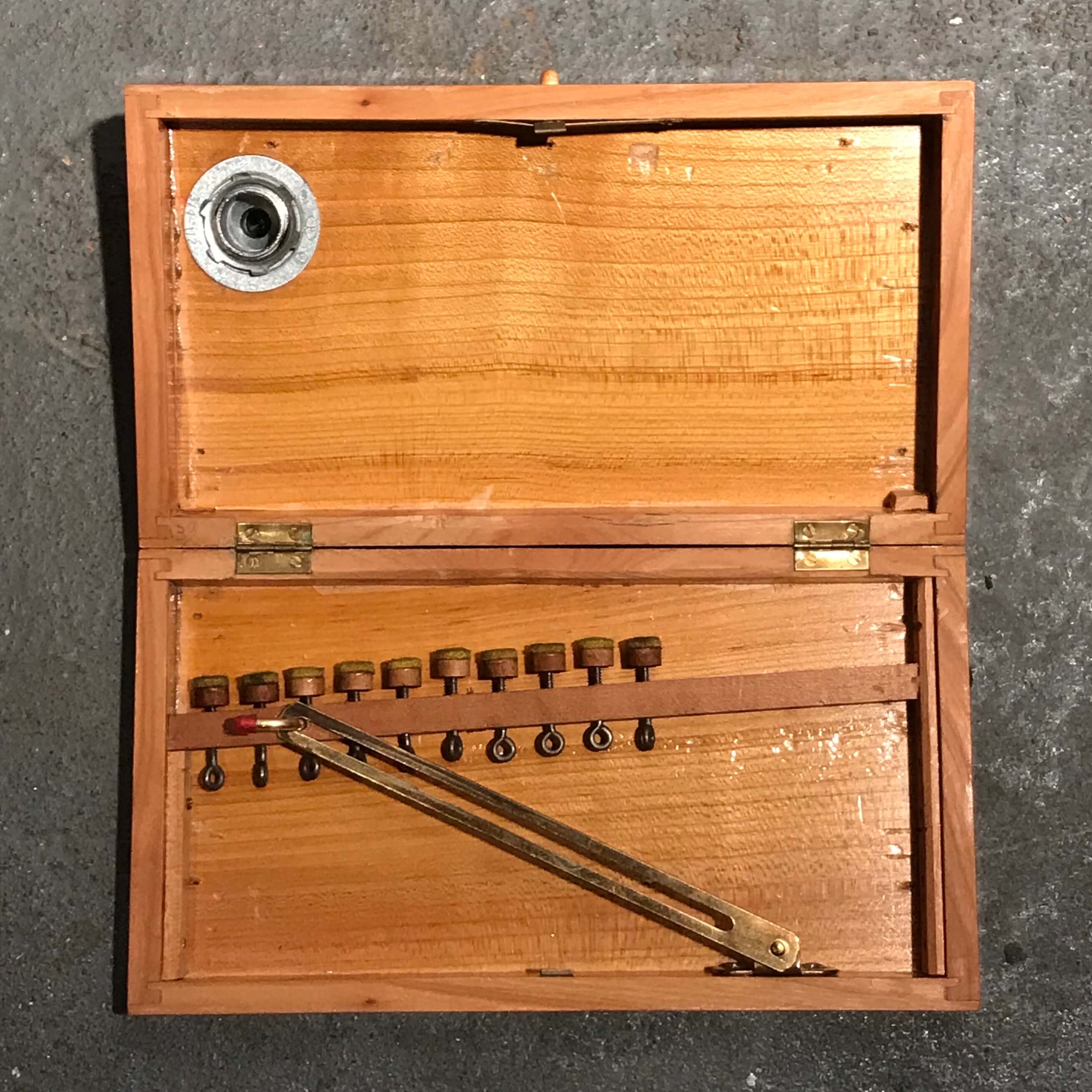 wood-box-socket-case-3